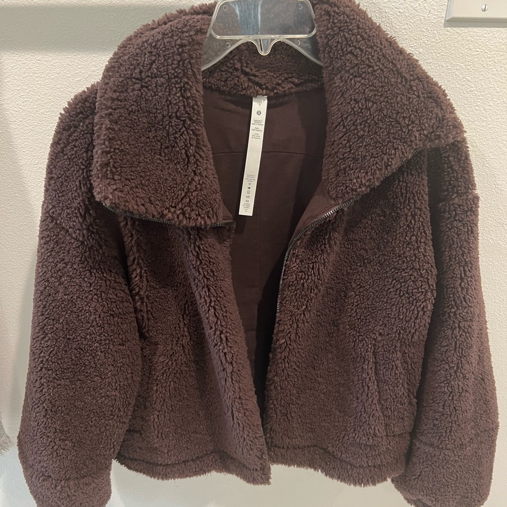 Lululemon jacket worn twice